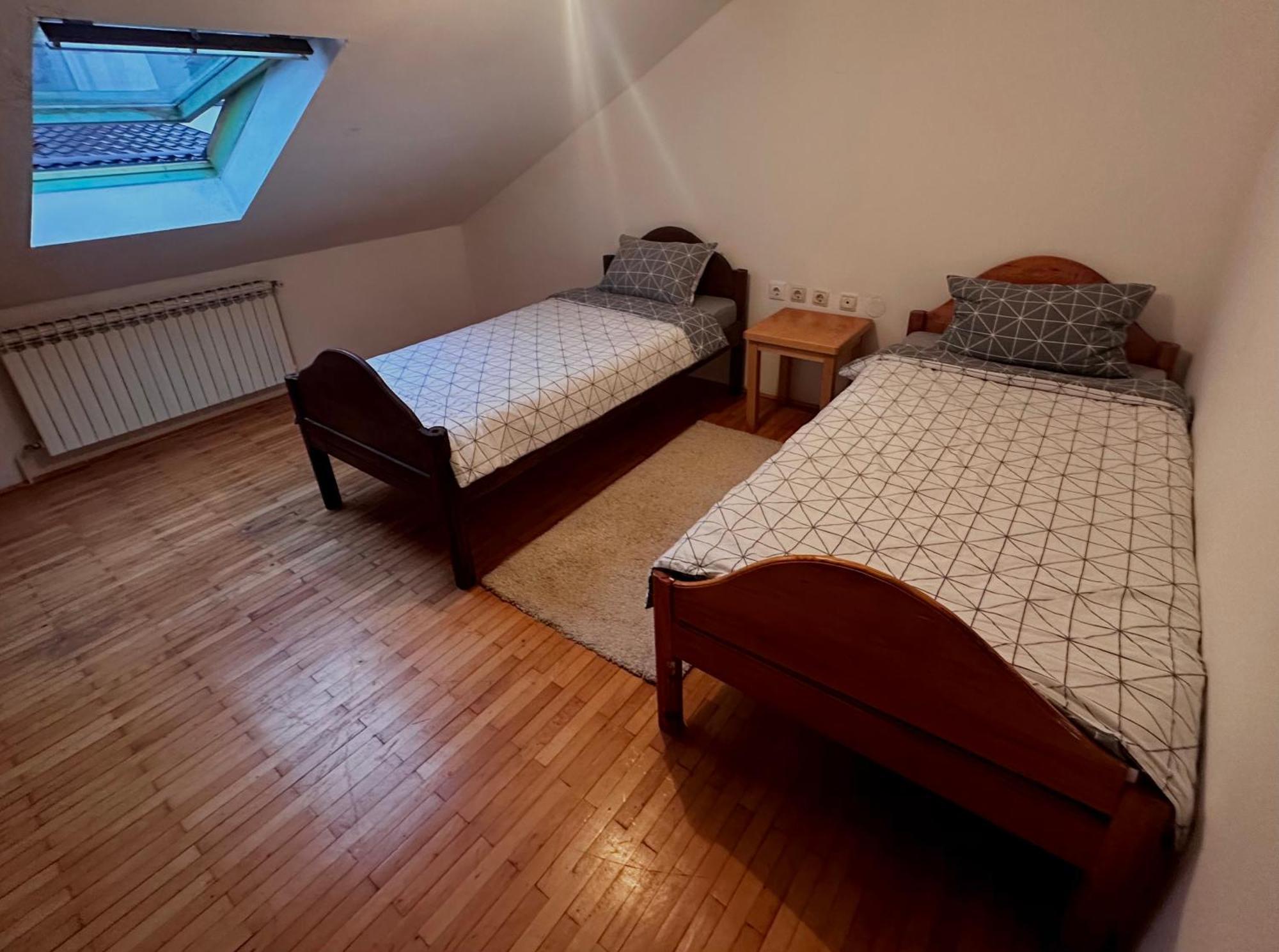 Alfar House Vandrehjem SJJ Eksteriør billede